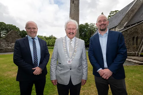 3 Men