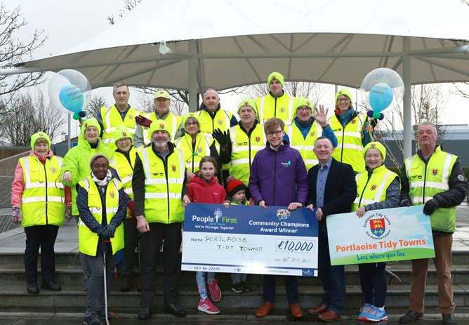 Portlaoise Tidy Towns receive their Community Champion Award from People First Credit Union